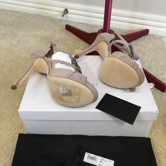 BNIB Versace sandal - size 9.5 - Picture 5 of 13